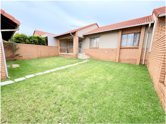 <!--[if BLOCK]><![endif]--> 46 Bishop Rock 37 Augrabies Street, Moreleta Park, Pretoria East <!--[if ENDBLOCK]><![endif]-->